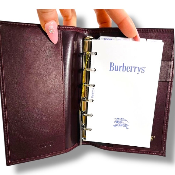 Burberrys of London Vintage Nova Check Planner Agenda - Picture 5 of 7